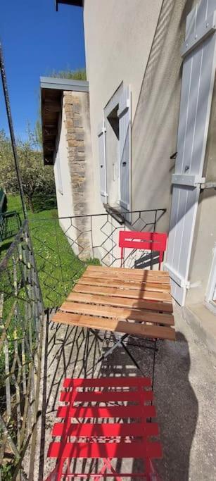 Gite Chez Marianne- La Halte Jurassienne Montmorot Eksteriør billede
